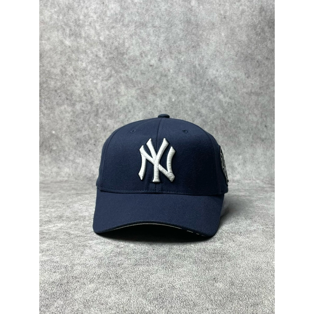 Topi Baseball Cap MLB New York Yankees “NY” Side Patch Logo Built Up