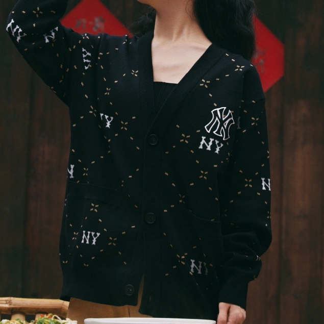 MLB X Aespa Monogram Cardigan Sweater NY ORIGINAL 100%