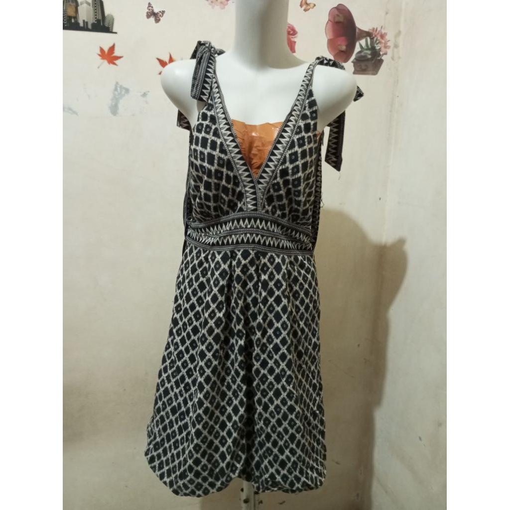 BAJU WANITA Merk BCBG MAXAZRIA