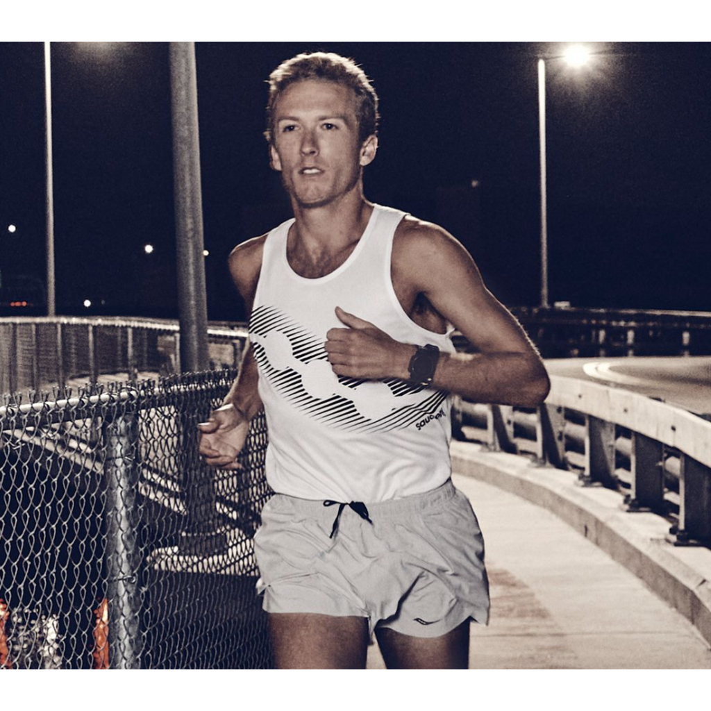 Singlet Sport Sleeveless Saucony Endorphin Plus Men Tank White Putih Active Original Running Gym Fit