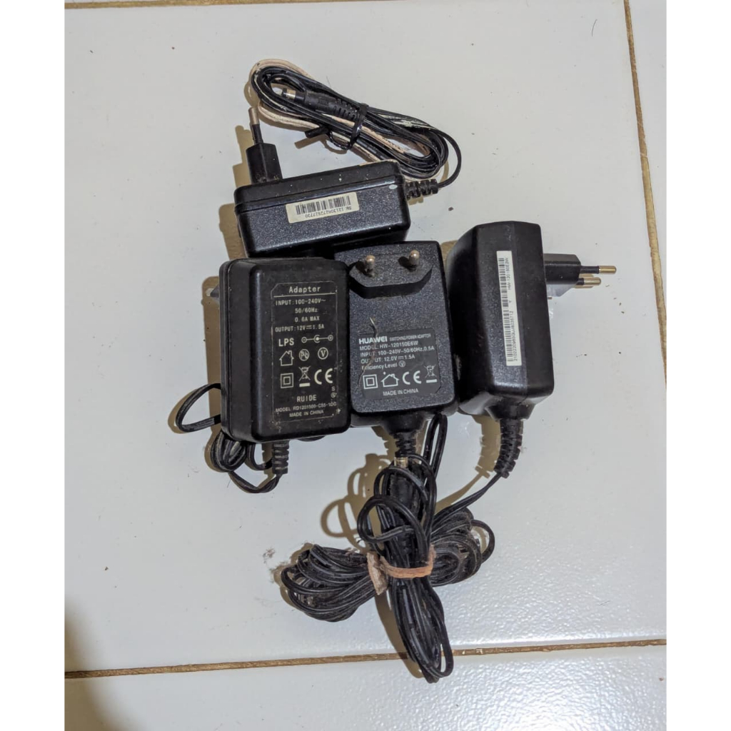 Adaptor 12V 1,5A 1.5A Bekas Copotan Modem Huawei ZTE