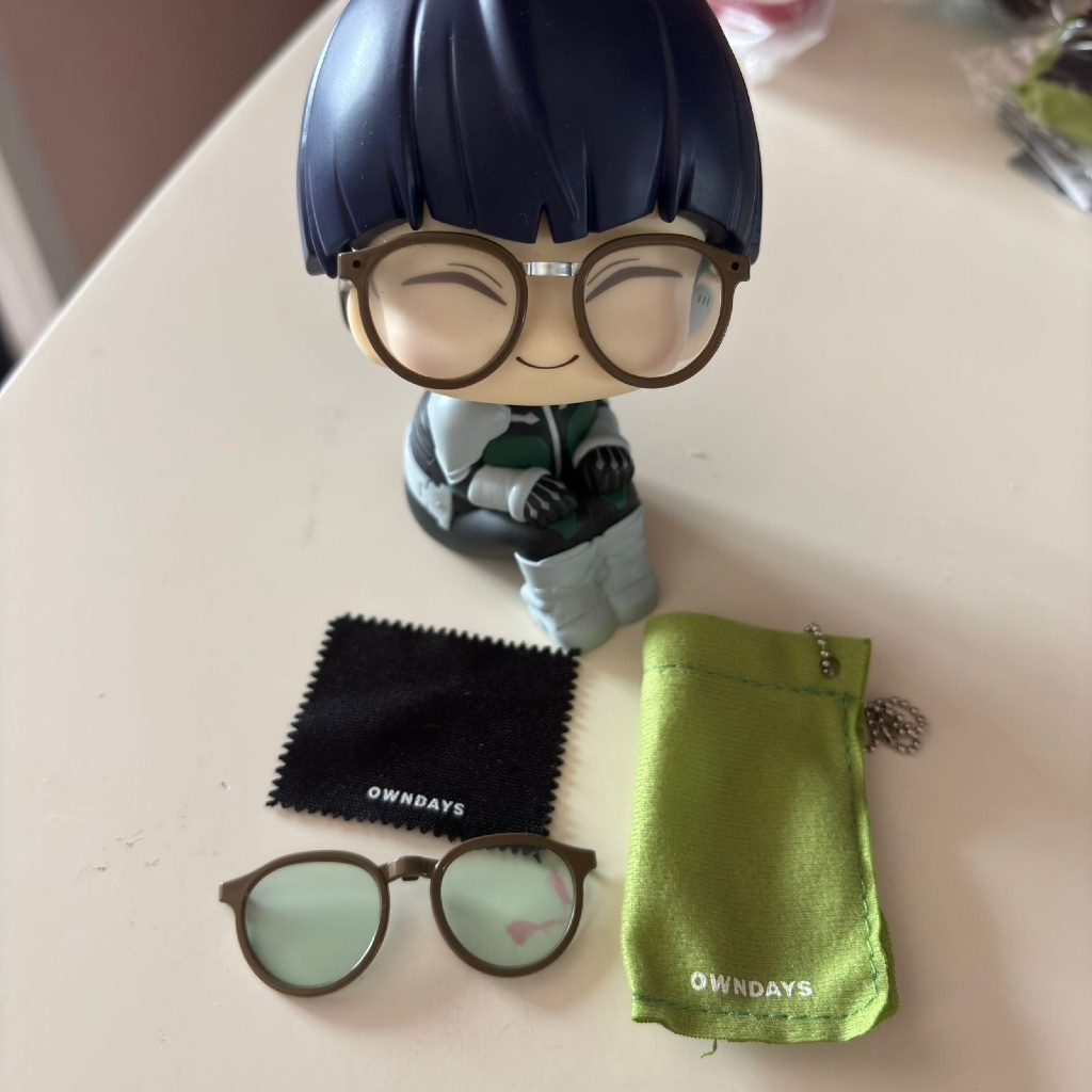 (READY) GASHAPON Owndays Glasses miniature set - Assortment