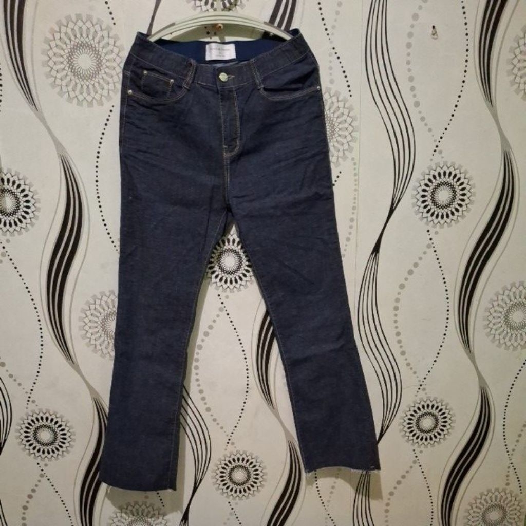 CUTBRAY - CUT BRAY - CELANA CUTBRAY WANITA - CELANA CUT BRAY