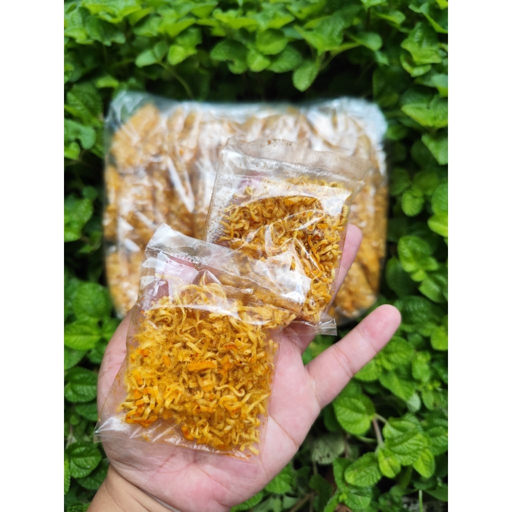 Snack Mie hirosima gemez enak emas