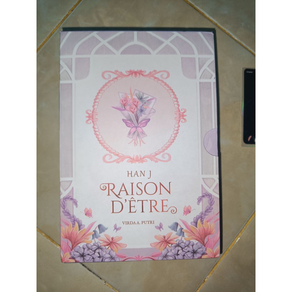 Novel Han J Raison D'Etre by  Virda A. Putri | Soft Cover | Preloved Original