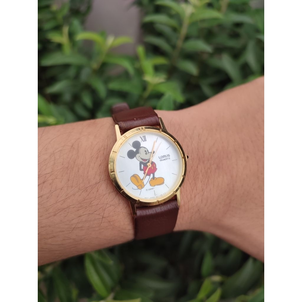 jam vintage seiko lorus mickey mouse rare