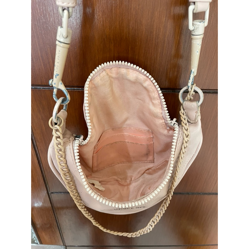 Mini Bag Selempang Charles & Keith