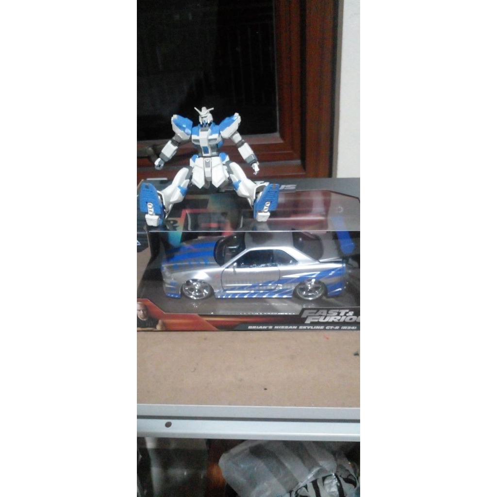 Diecast Fast & furious diecast jada fnf nissan Skyline GTR 34 1/16  jada fast & furious 1/16