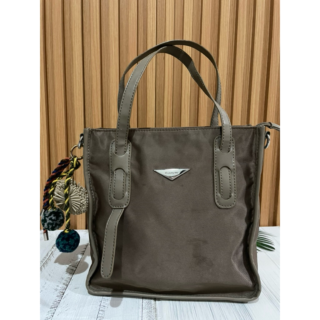 Tas preloved elizabeth murah