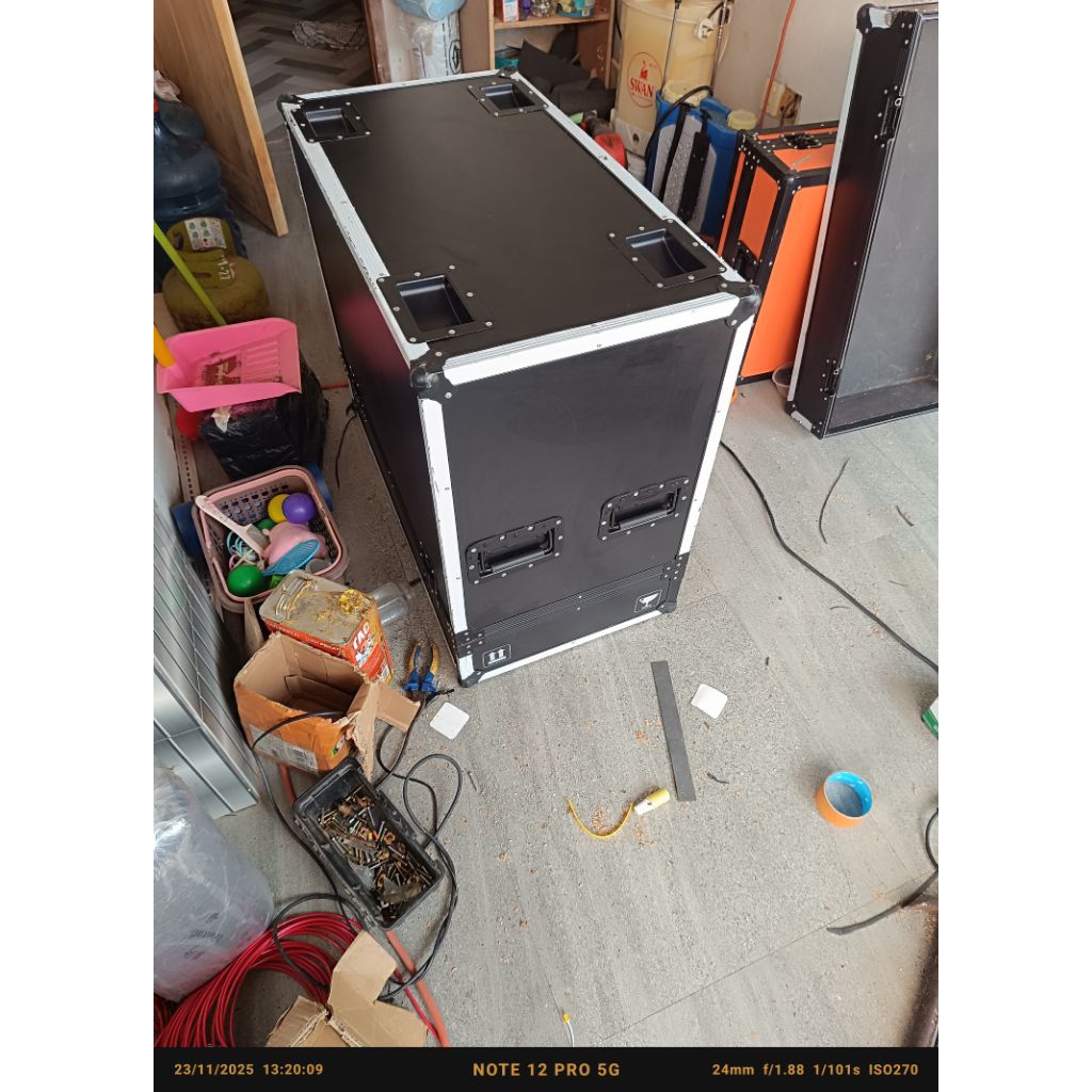 hardcase line array wisdom m10