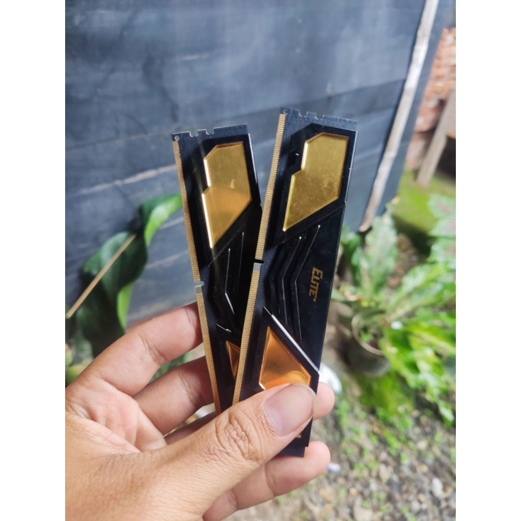 Team elite+ Ram ddr4 8x2  3200mhz