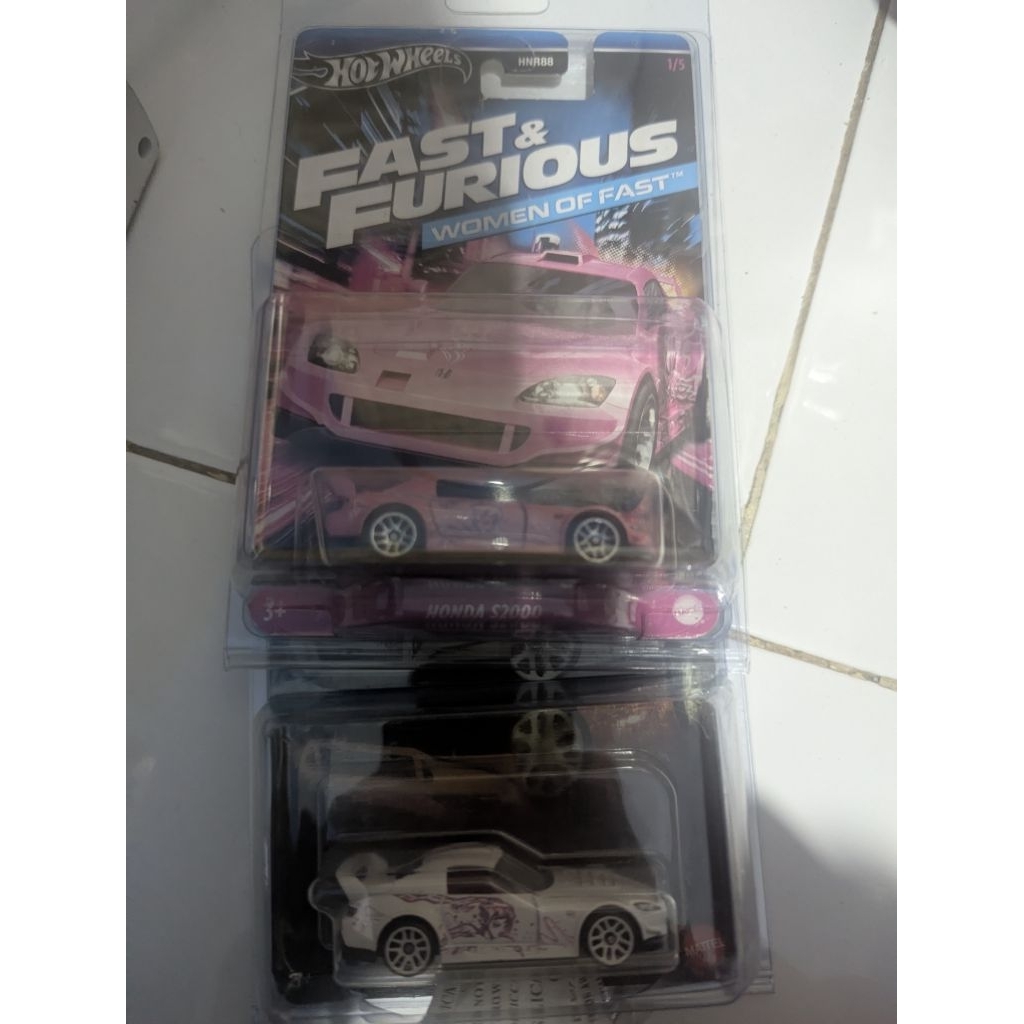 HotWheels Suki S2000 (Pink dan Putih)