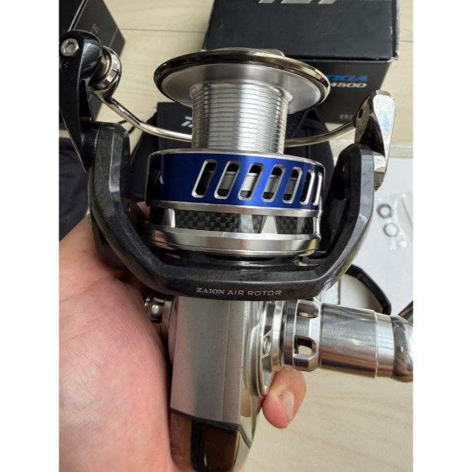 Daiwa Saltiga 4500 Second Jepang Lecet Pemakaian Dusbox Lengkap Putaran Smooth