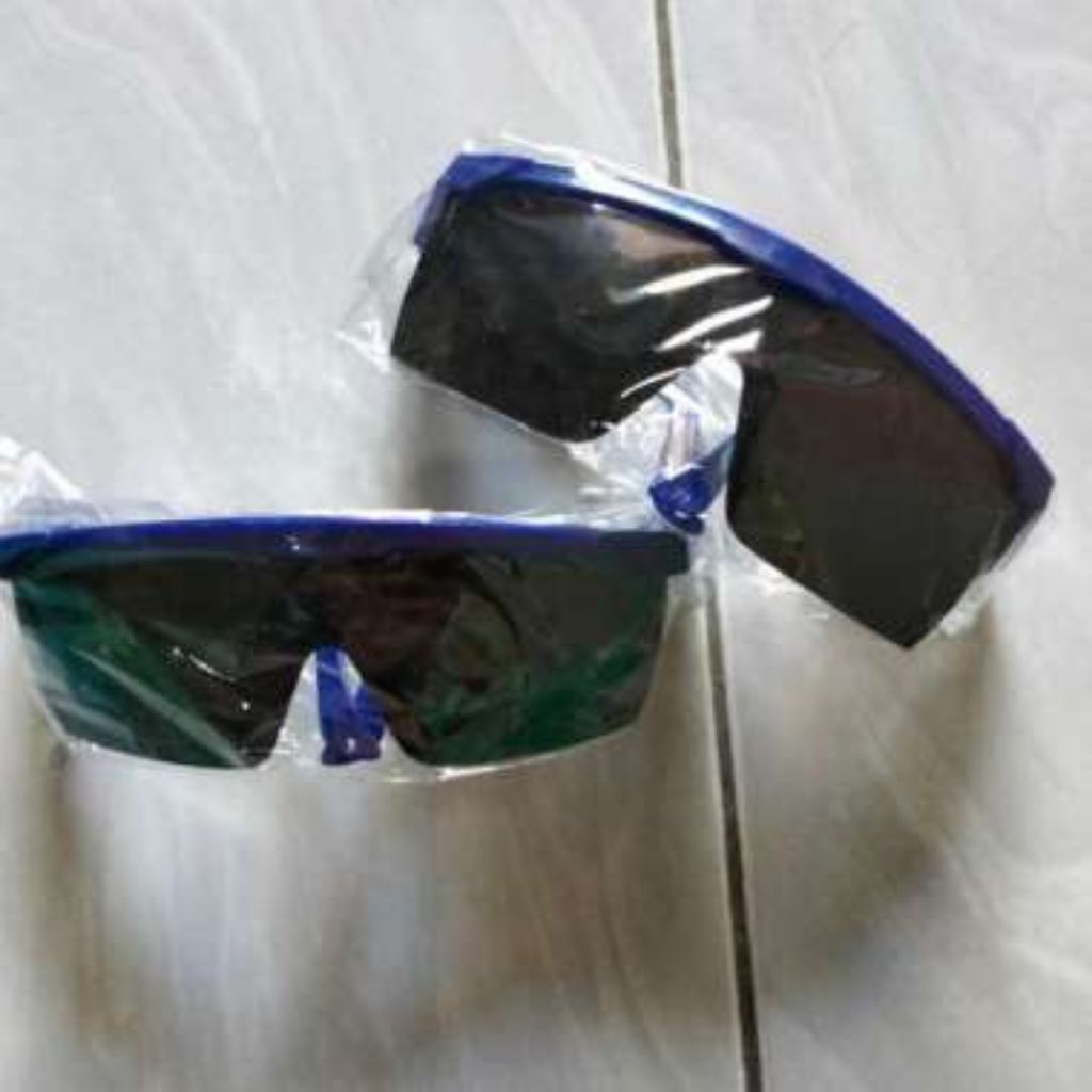 kacamata safety las hitam/ bening