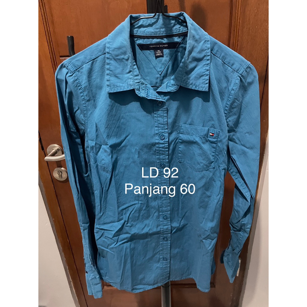 [PRELOVED] Tommy Hilfiger Kemeja Wanita Warna Biru Turkish