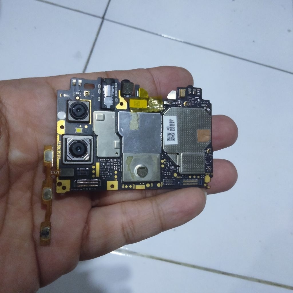 Redmi 6pro,Ram 4/32 Normal