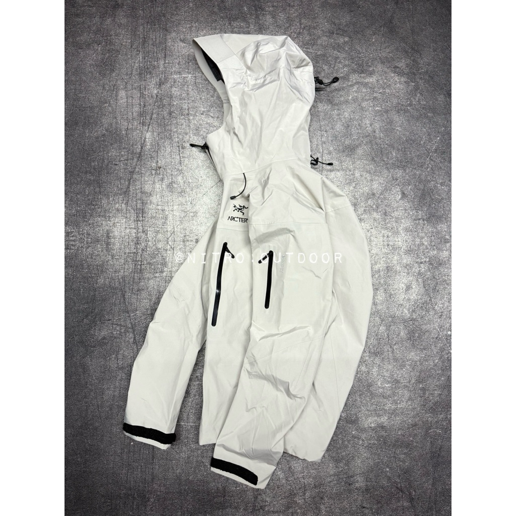 ARC’TERYX ALPHA SV GORE-TEX PRO