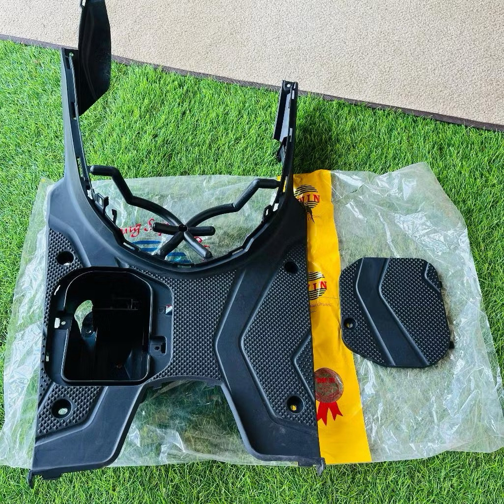 COVER PIJAKAN KAKI BEAT FI DEK ATAS PIJAKAN KAKI BEAT FI TAHUN 2013-2015