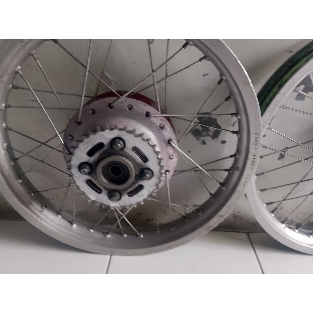 velg rossi italy cb gl tiger megapro