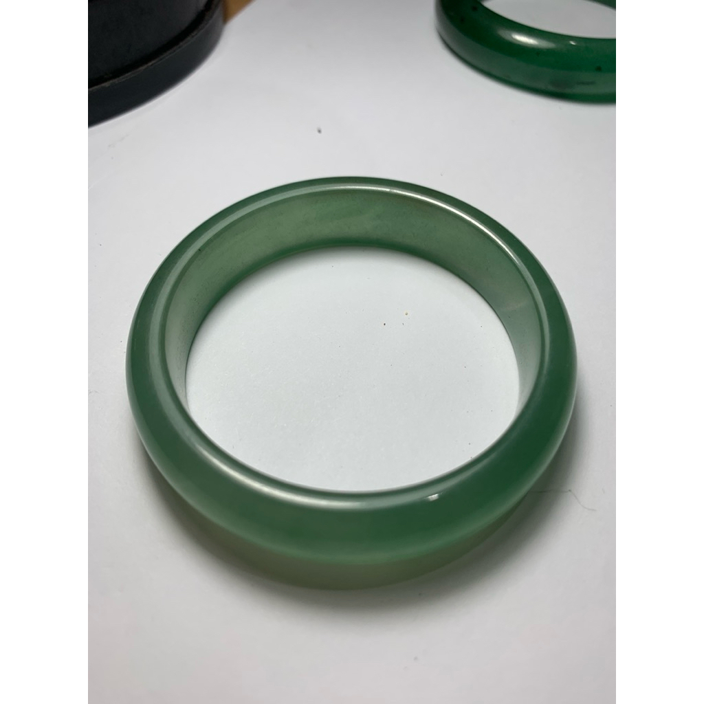 bangle Giok Dulong