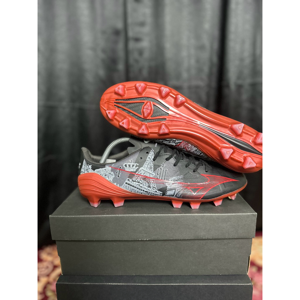 [Terlaris] Sepatu Sepak Bola Soccer Mizuno Alpha SR4 Made In Japan FG - Black High Risk Red Black