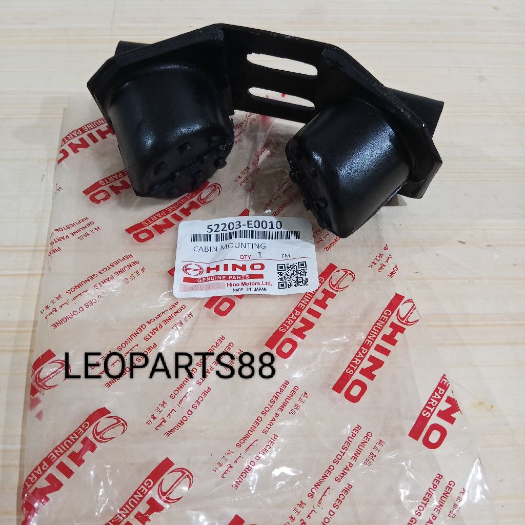 Cabin Mounting Hino Lohan fm260ti karet kabin Hino Lohan fm260ti