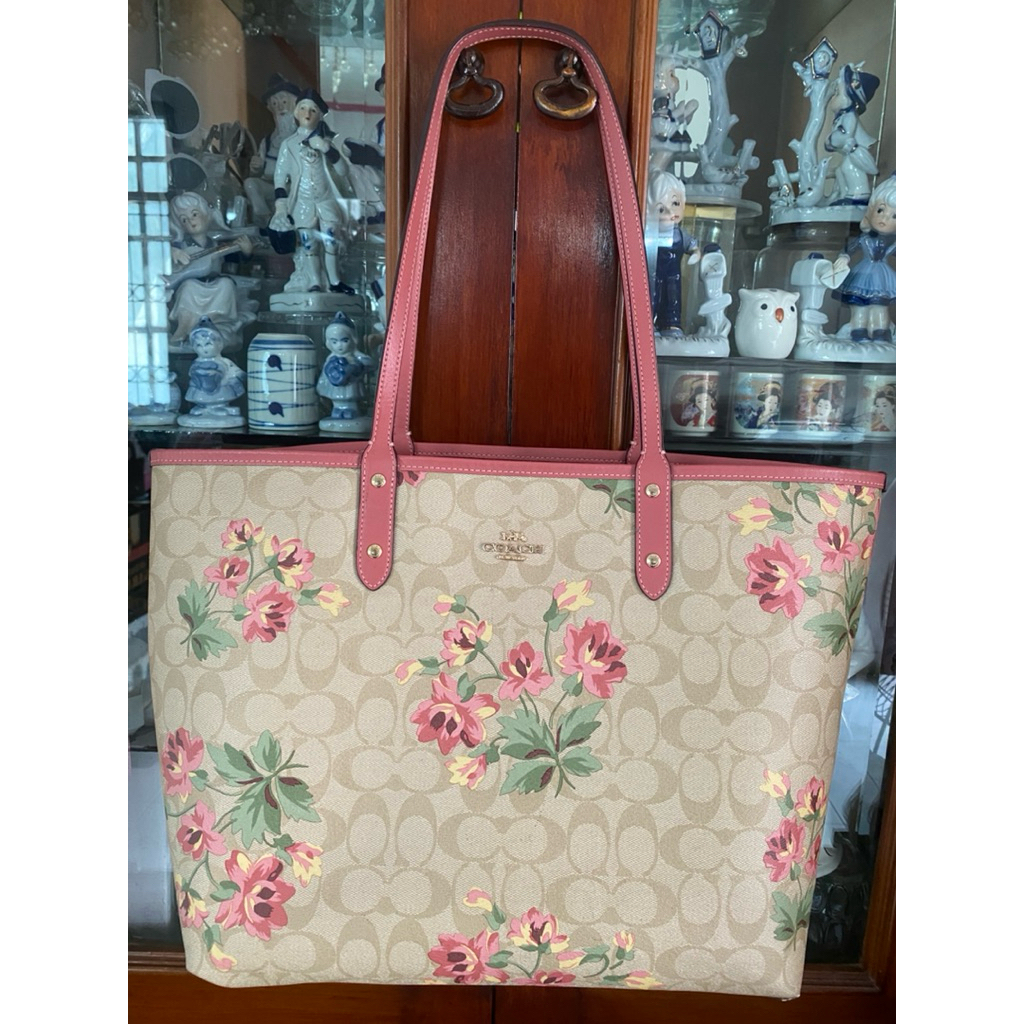 Preloved Coach Bag Signature Canvas