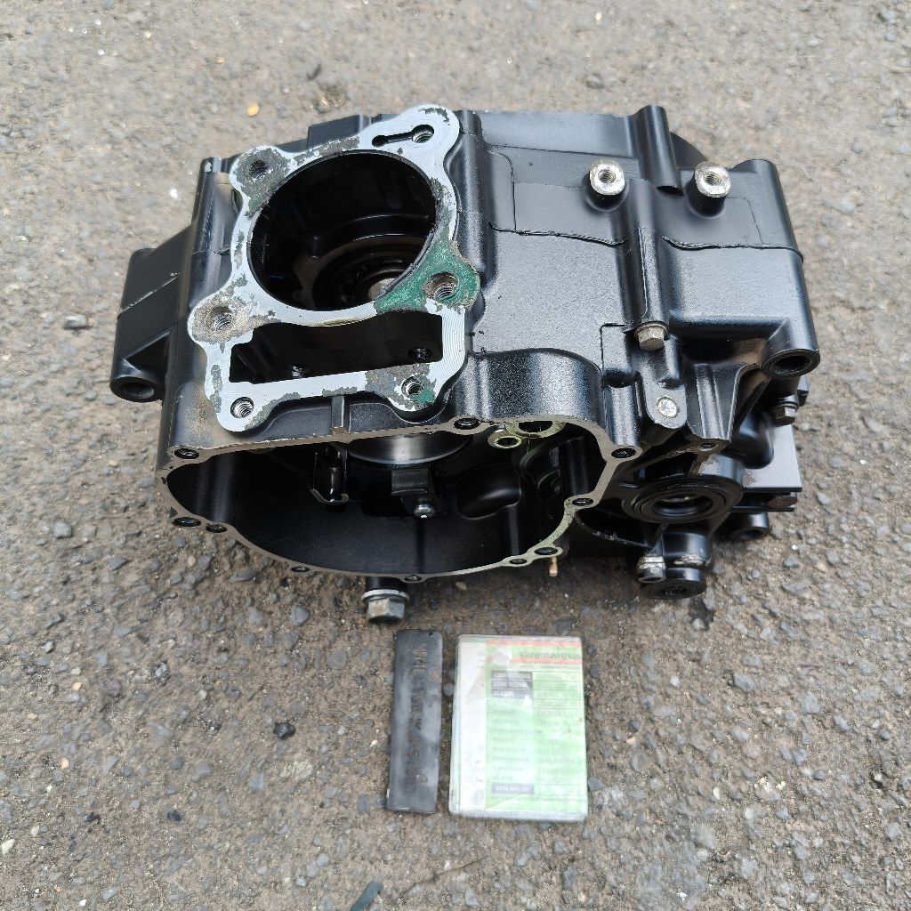 Crankcase KLX DT New standar original lepasan (bekas)