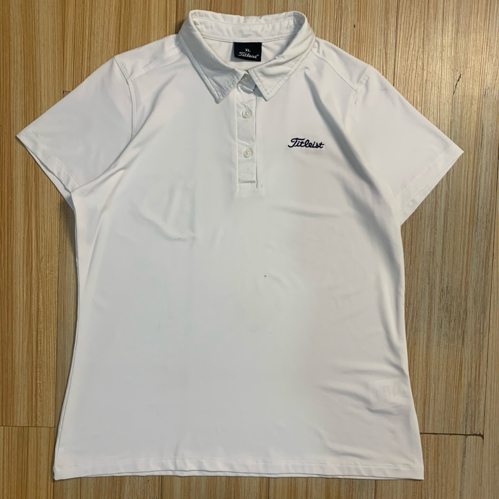 T-shirt kerah TITLEIST Luxury Golf For Women cantik bgt simple LIKE NEW (XL) LD100
