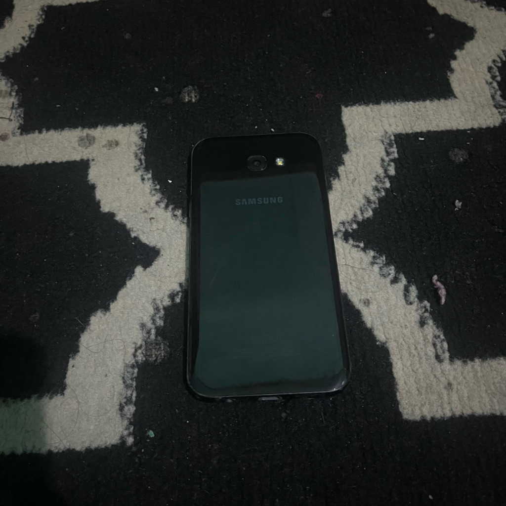 SAMSUNG A7 2017 SEIN SECOND