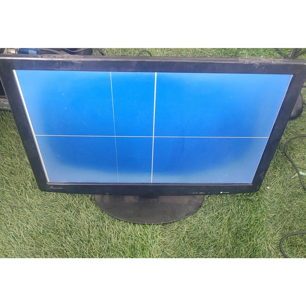 LCD MONITOR 16 Inch minus MINUSAN