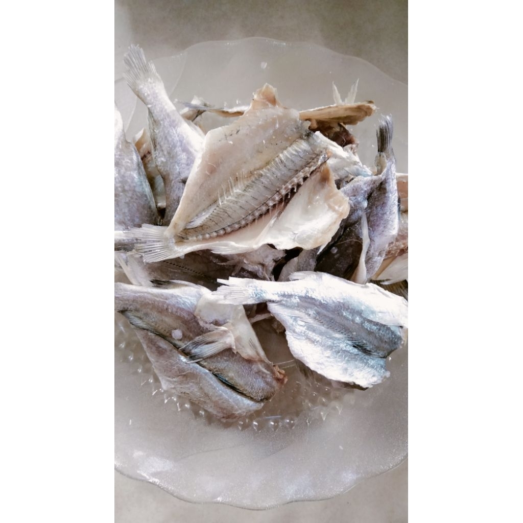 Ikan asin gulama belah/ ikan asin medan