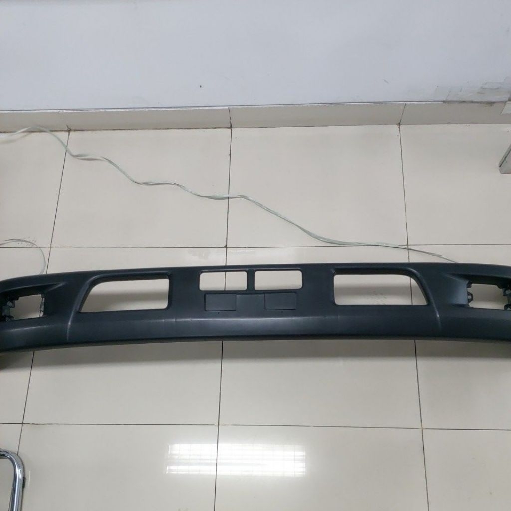 Bemper Depan Hino Dutro