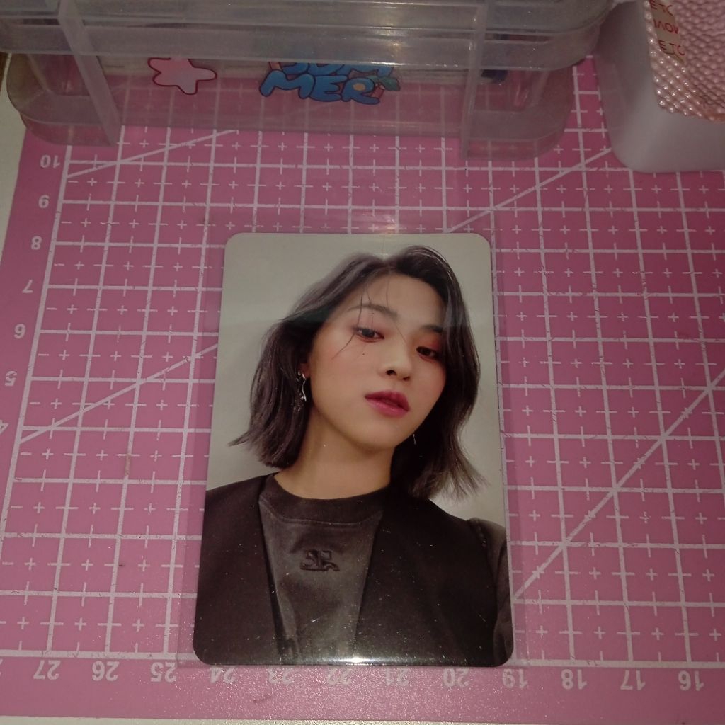 (Ready) Photocard Ryujin Official