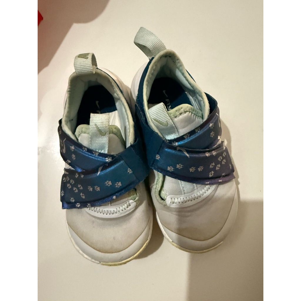 Preloved sepatu anak olahraga