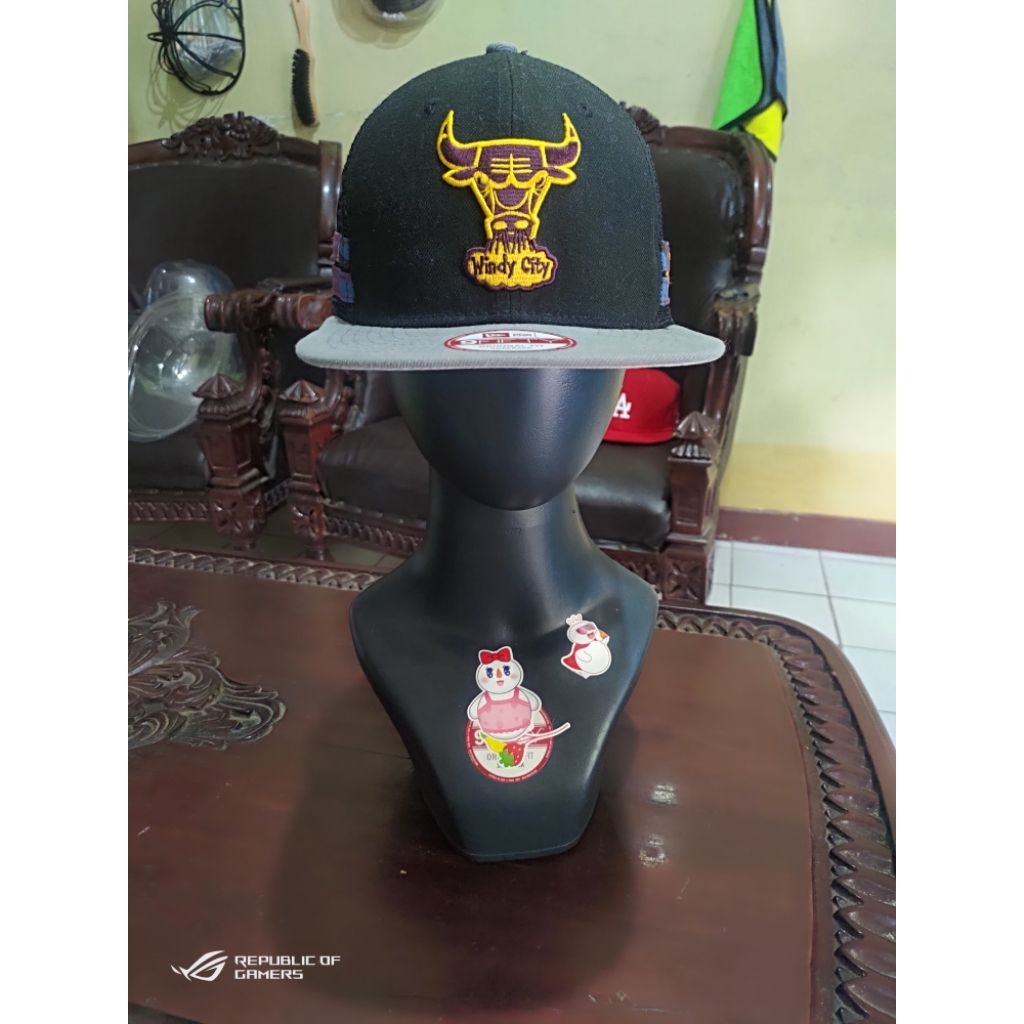 SNAPBACK TRUCKER NEW ERA CHICAGO BULLS WINDY CITY ORIGINAL