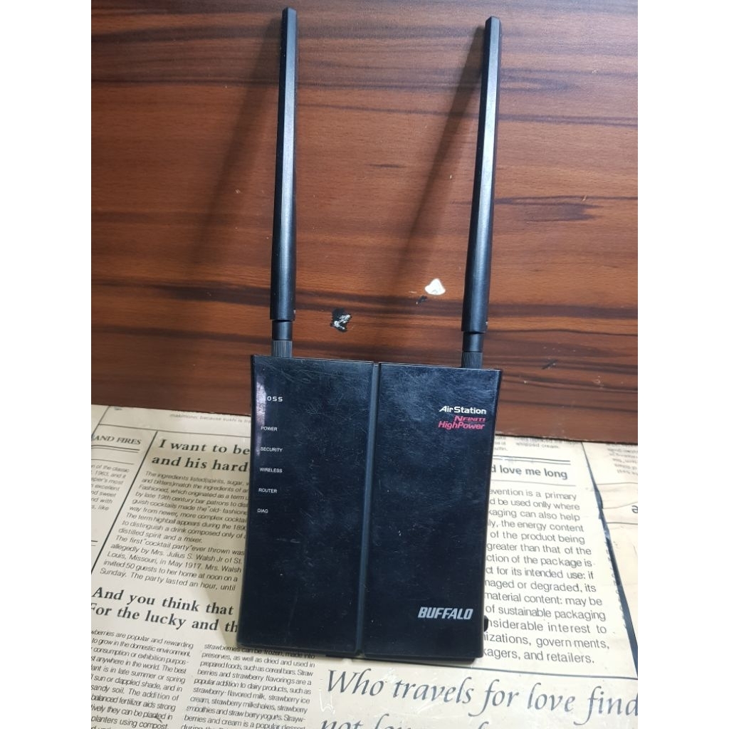 ROUTER BUFFALO AIRSTATION WHR-300HP TESS NORMAL UNIT+ADAPTOR