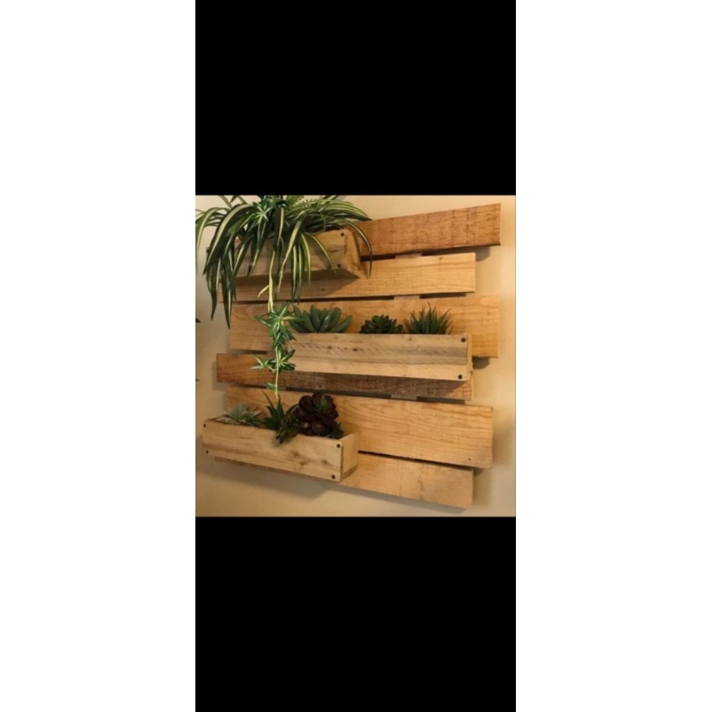 hiasan dinding kayu jati