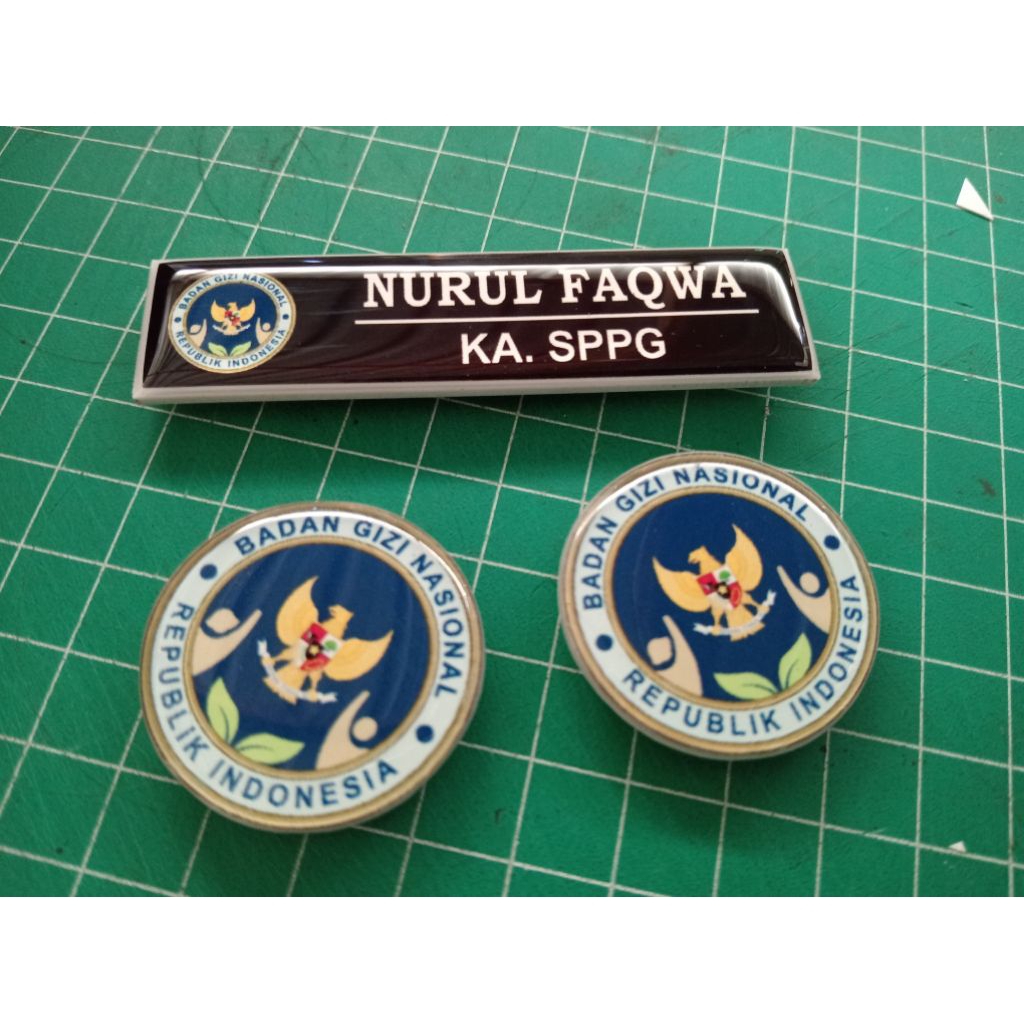 PAPAN NAMA AKRILIK RESYN CUSTOM BGN MBG SPPG PAPAN NAMA + PIN
