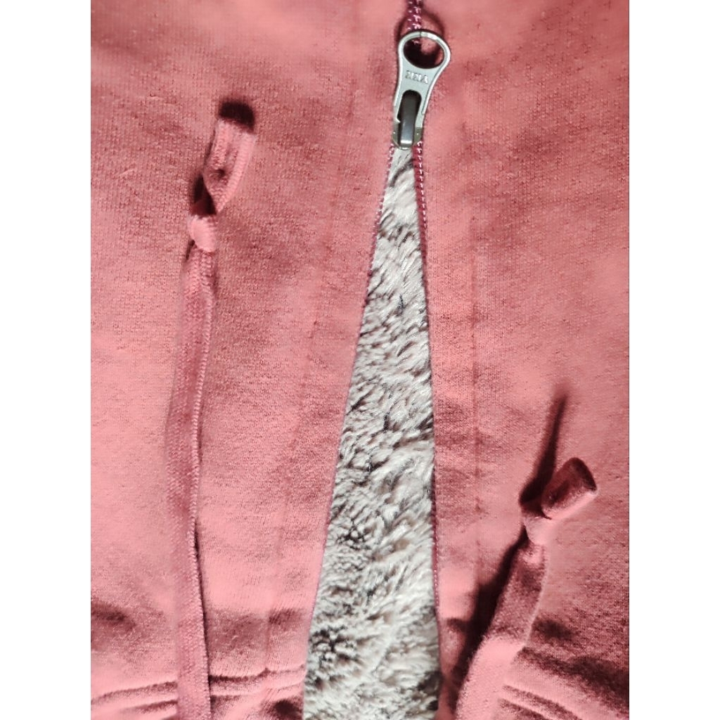 preloved jaket  dinginUniqlo wanita