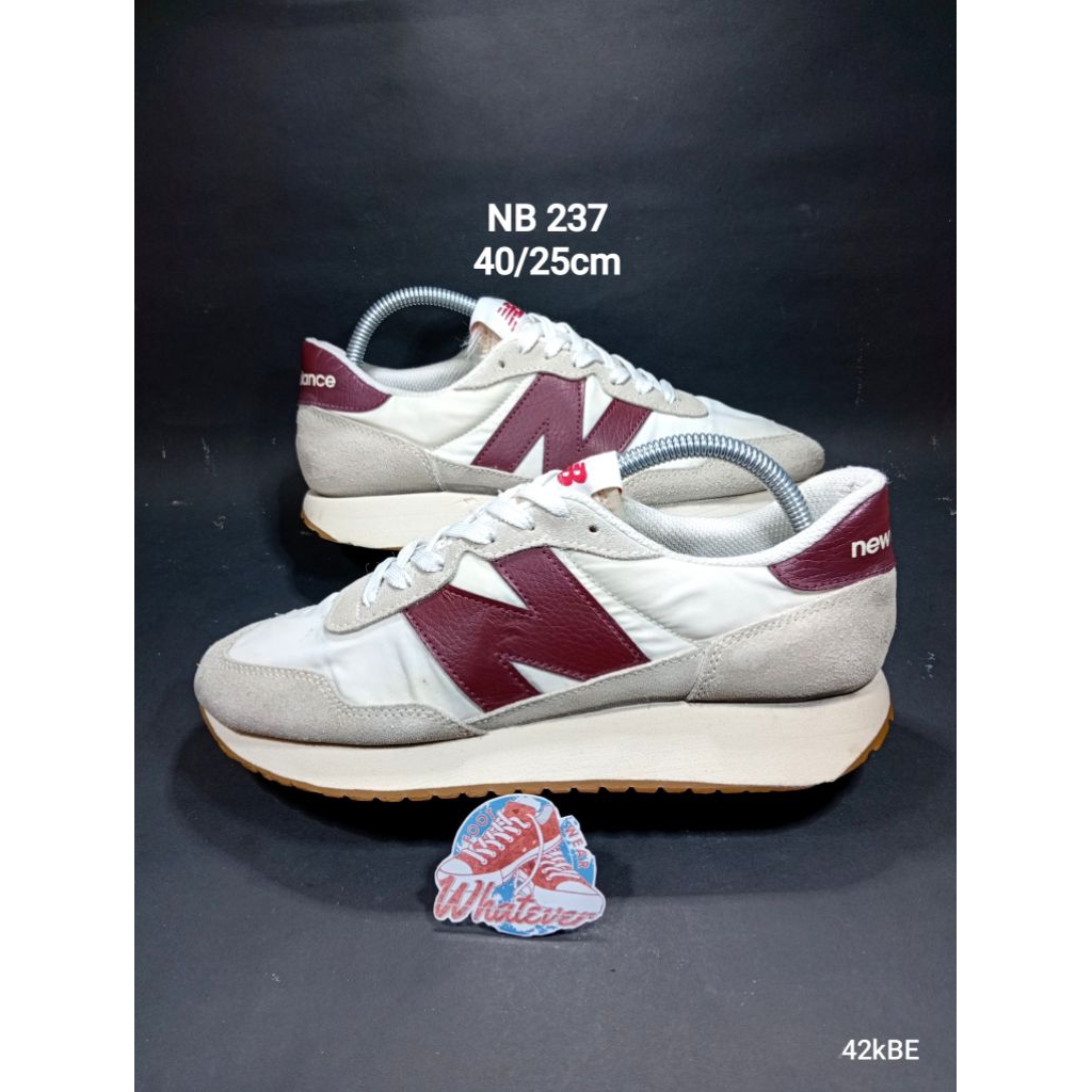 Sepatu Second NB.237