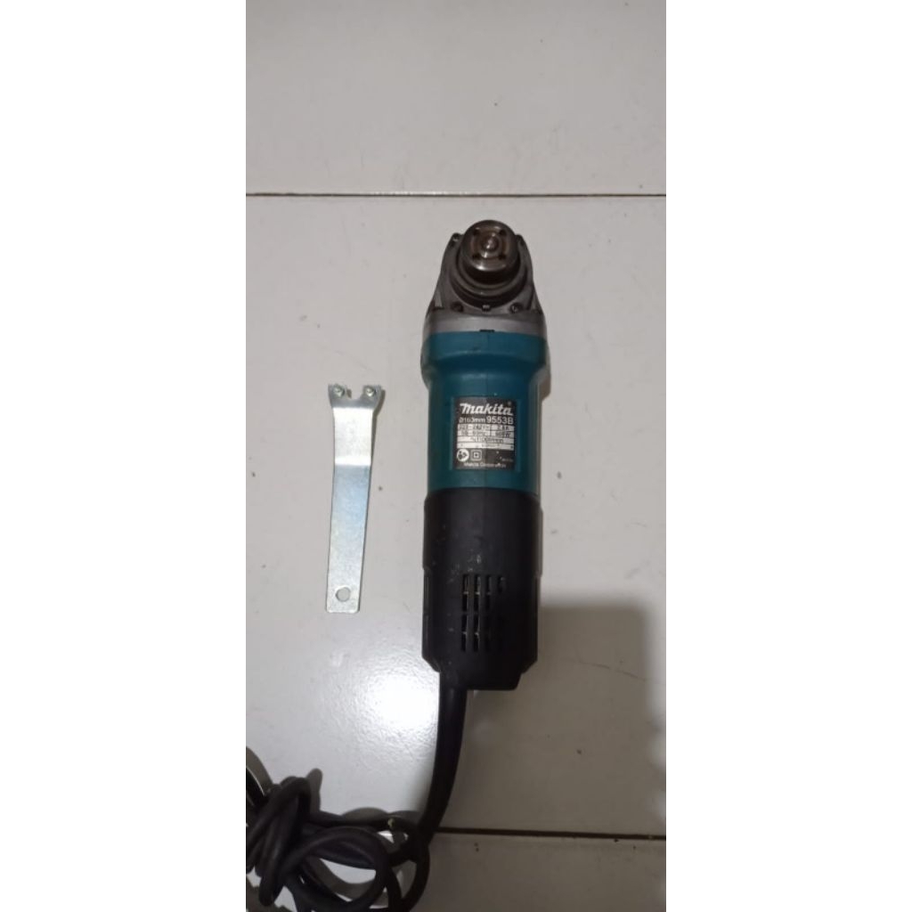 Gerinda MAKITA 9553B Second masih mulus
