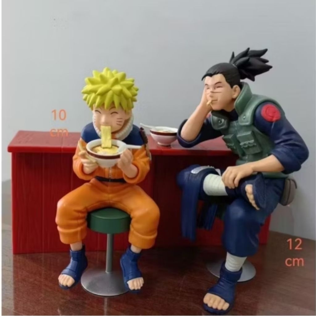 action figure Naruto&Shikamaru makan ramen