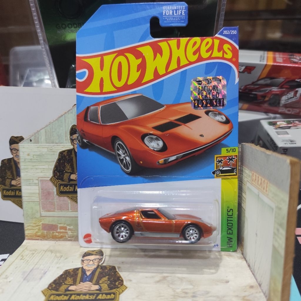 Hotwheels Super Treasure Hunt STH lamborghini Factory Sealed Datsun Truck THS