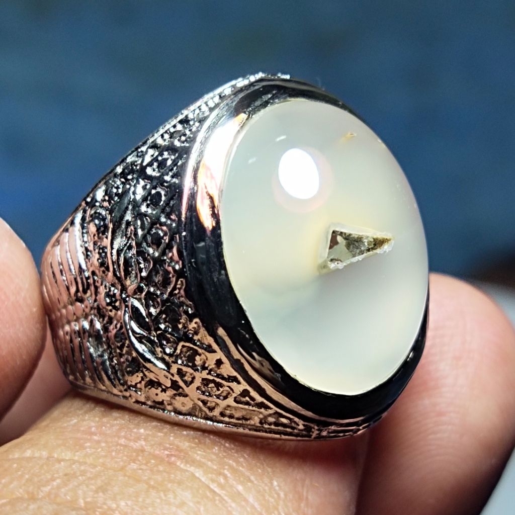 Batu Combong - Akik Combong Kristal