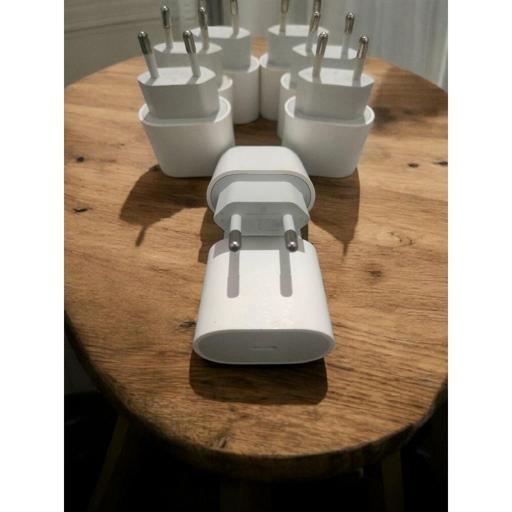 adaptor original iPhone 20w/18w 100% original ibox