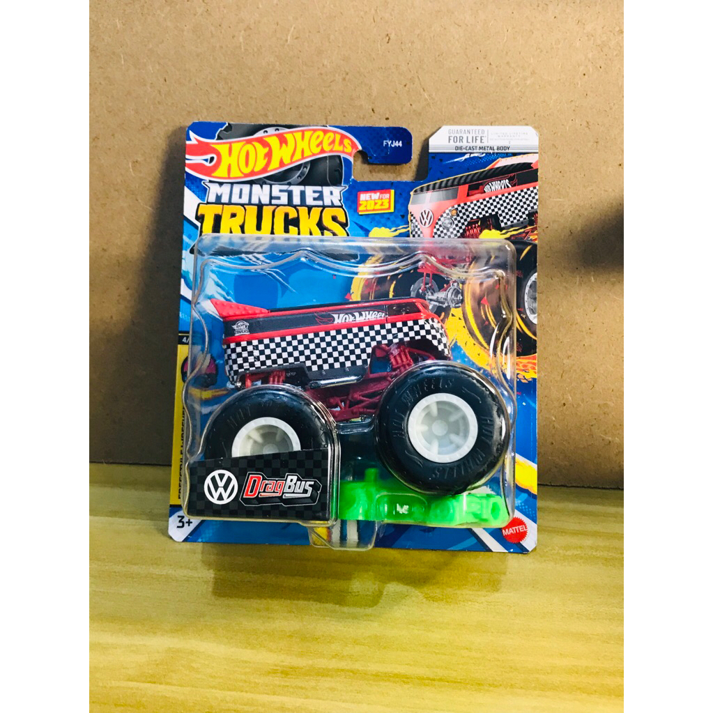 Monster TRUCK DragBus