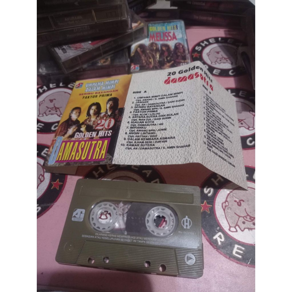 Kaset 20 Golden Hits kumpulan DAMASUTRA