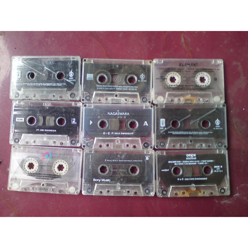 Kaset Pita buat display atau di play juga masih bisa di play, casing bening