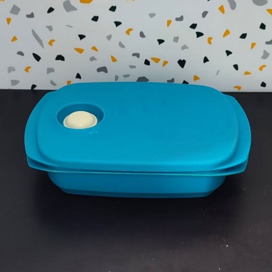 BYO Tempat Makan Bersekat Tupperware-SECOND
